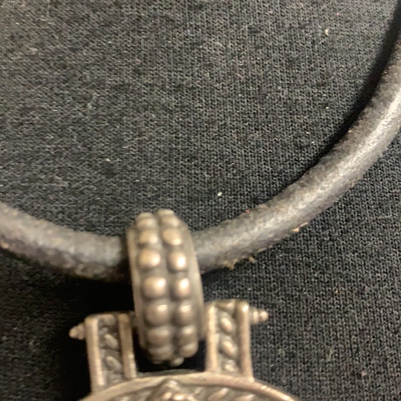 Silver andblack necklace with design. - Picture 4 of 7